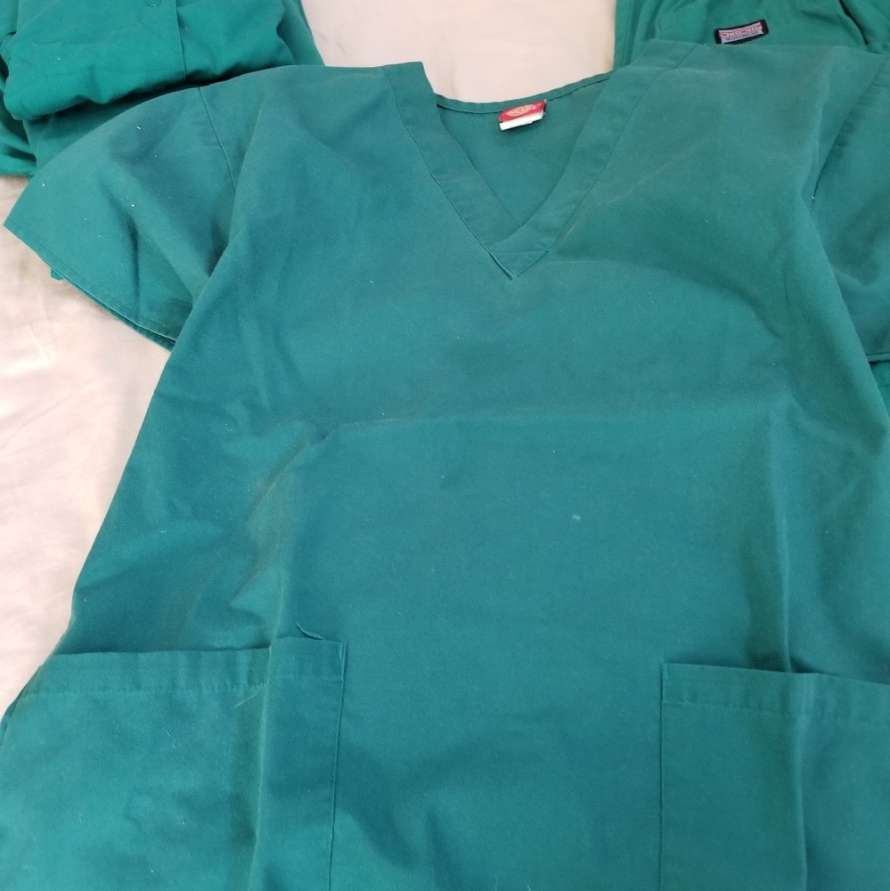 Medical Scrub bundle - Picture 5 of 6